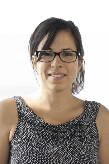 Saskia Bindschedler, spécialiste en écologie du mycélium. Chargée de cours en mycologie et biogéosciences à l’Université de Neuchâtel. 
 Saskia Bindschedler spécialiste des champignons