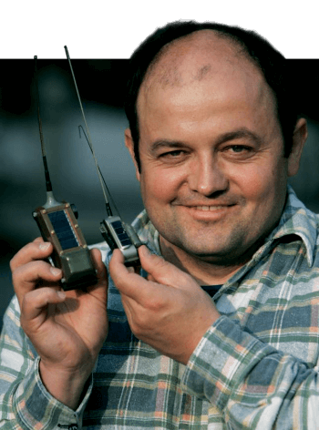 Adrian Aebischer suit les milans noirs Salam et Milou