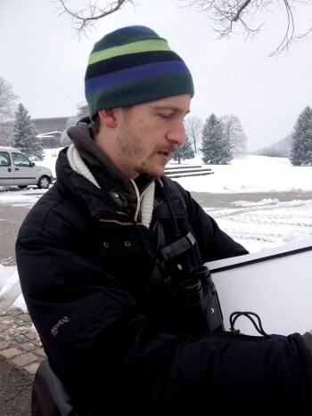 13 février 2013: Nick Derry sur les traces du tichodrome au cœur de la ville de Besançon enneigée. / © Julien Perrot