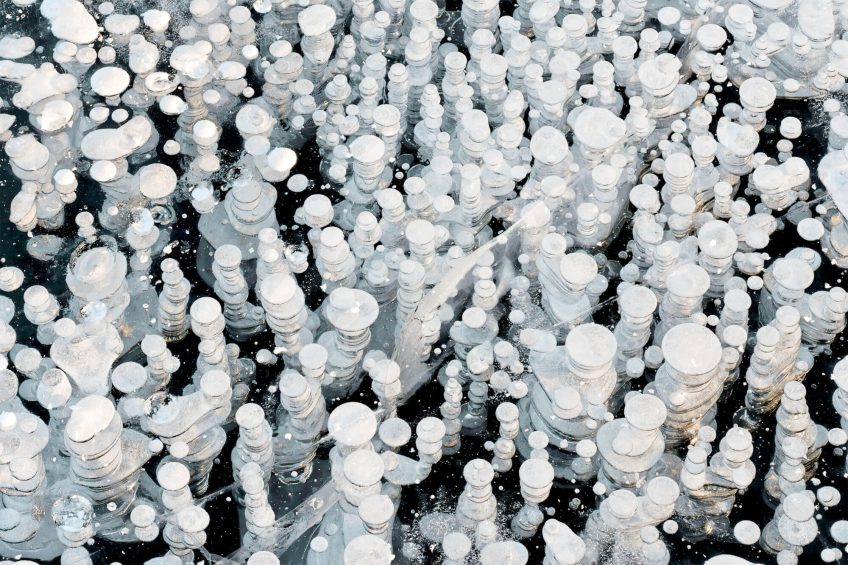 Bulles de méthane dans la glace