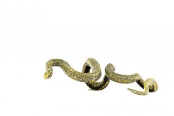 Couleuvre en céramique / © Catherine Chaillou (photo: Nicolas Van Ingen)