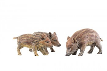 Marcassins en céramique / © Catherine Chaillou (photo: Nicolas Van Ingen)