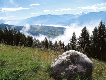Le bisse d'Ayent parcourt des paysages grandioses. Le bisse d'Ayent parcourt des paysages grandioses.