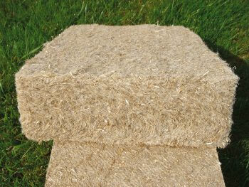 Fibre d'herbe Isoler son habitation au naturel