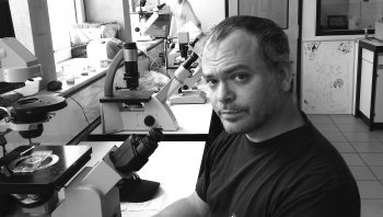 Enrique LARA, collaborateur scientifique au Laboratoire de biodiversité du sol à l'Université de Neuchâtel