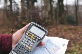 « 380 arbres à pics sont recensés et protégés dans la montagne dont je m’occupe. Et alors ? Qu’est-ce que cela fait sur 120’000 arbres ? » Pascal Junod
 / © Sandro Campardo