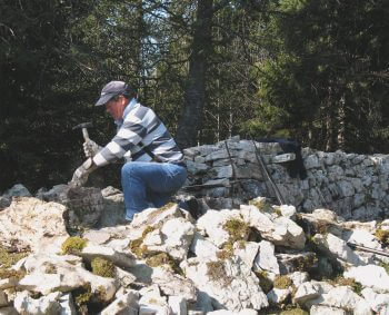 Antonio Farhina Les murs de pierres du canton de Vaud, des limites si claires - La Salamandre antonio farhina