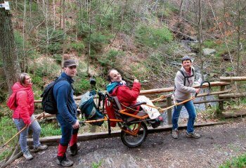 La 64e section en action, tout sourire !