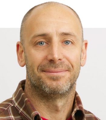 Francesco Pomati
Microbiologiste au
Département d’écologie aquatique de l’Institut fédéral pour l’aménagement, l’épuration et la protection des eaux (Eawag) à Dübendorf (ZH)  Cyanobactéries, des algues bleues pour un futur noir ? - La Salamandre