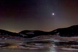 Vénus
Lac des Pises (parc national des Cévennes), le 17 janvier 2017 vers 19h50. / © Guillaume Cannat
