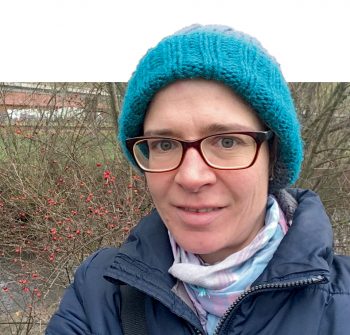 Katrin Annaheim
Professeure de yoga et passionnée d’animaux, Sorvilier 
(Jura bernois) L'écuroduc : un pont pour sauver les écureuils