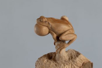 Bois de platane taillé à la gouge et poli au papier de verre. 
Hauteur 45 cm • 2016 / © Sculpture Gaël Lavorel Photo Antoine Lavorel