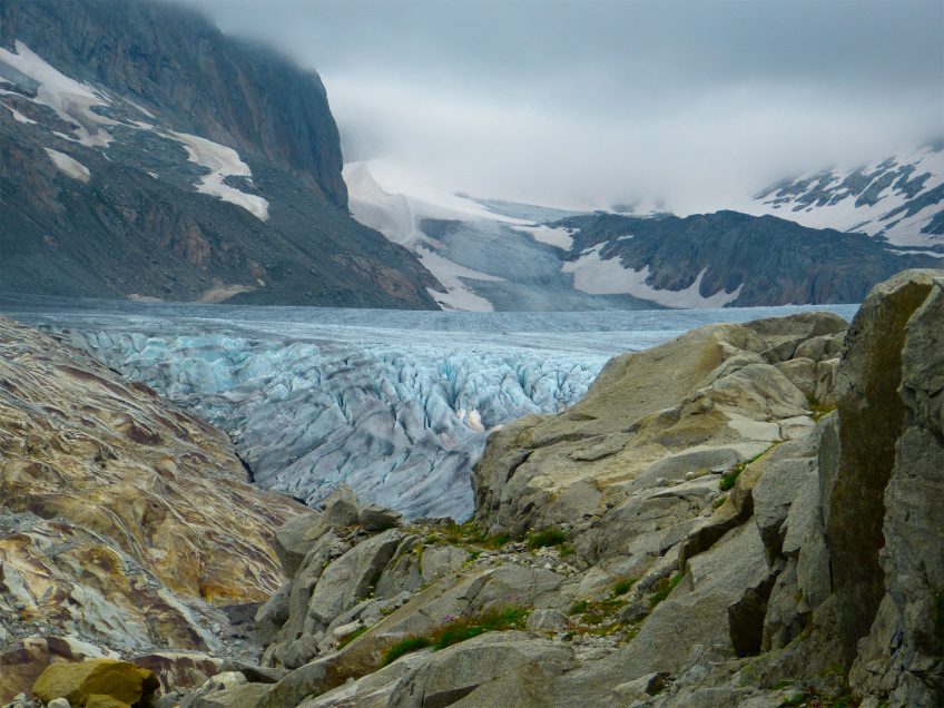 Pourquoi les glaciers et la neige disparaissent-ils ?
