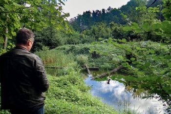 En vingt ans, les deux mares aménagées à Aclens sont devenues des hauts lieux de biodiversité. En vingt ans, les deux mares aménagées à Aclens sont devenues des hauts lieux de biodiversité.