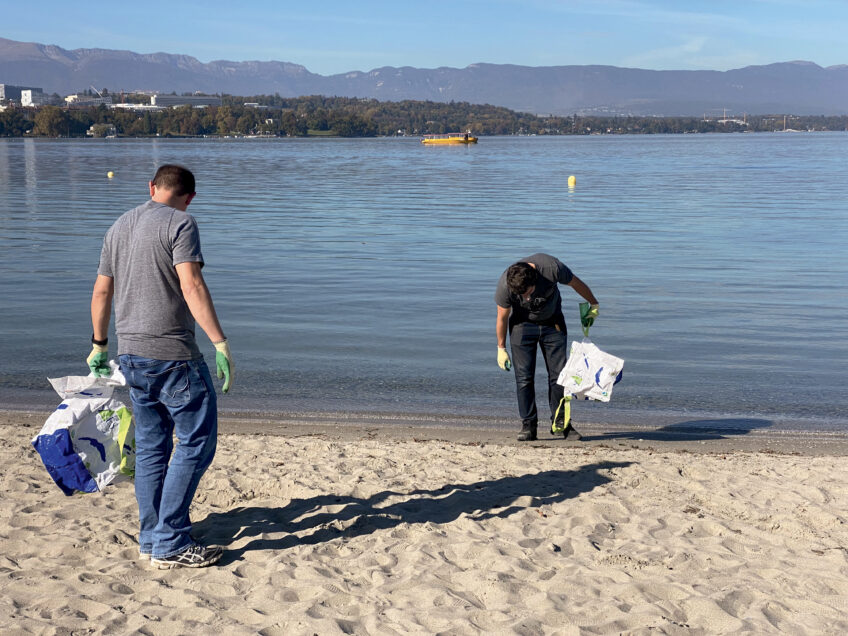 Plastique, une association nettoie le bord du Léman