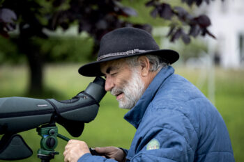 En compagnie de 
Jacques Jeanmonod, ornithologue Jacques Jeanmonod, ornithologue
