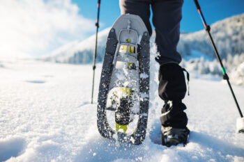 Un conseil lors de vos randonnées en raquettes : suivre les sentiers balisés.